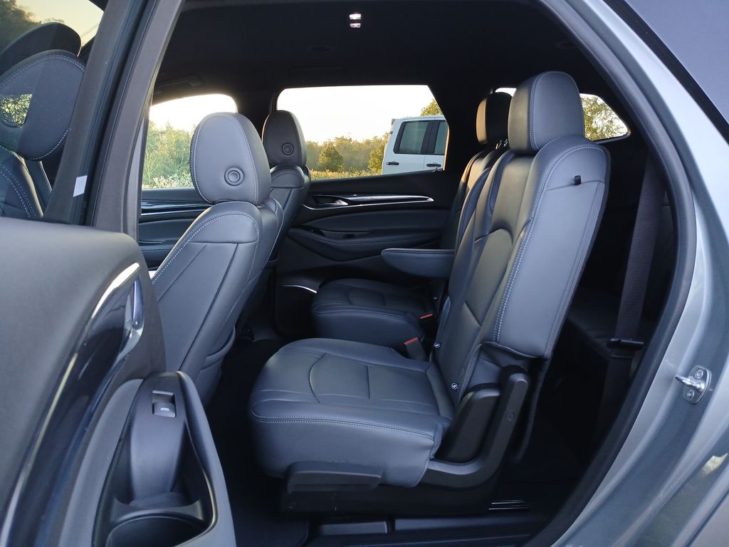 2024 Buick Enclave Premium photo 25