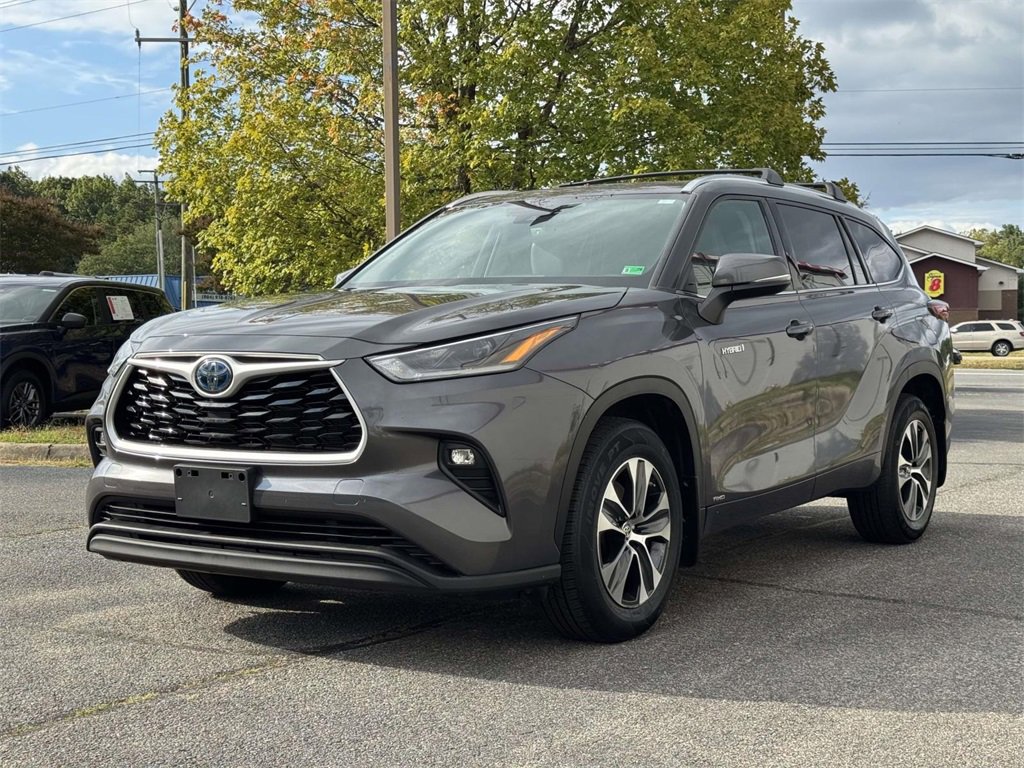 2021 Toyota Highlander Hybrid XLE photo 23