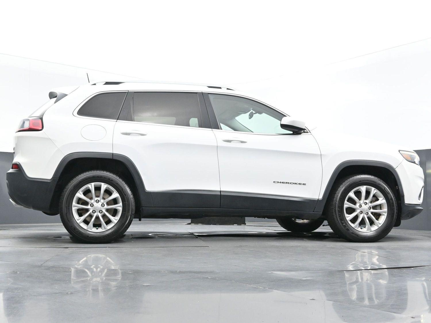2019 Jeep Cherokee Latitude photo 46