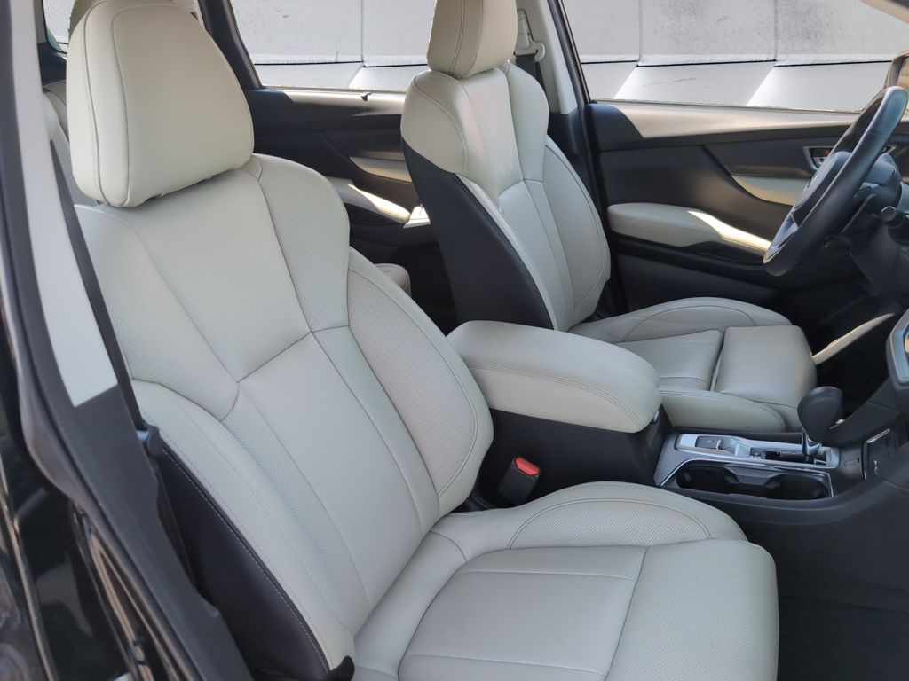 2023 Subaru Ascent Limited photo 14