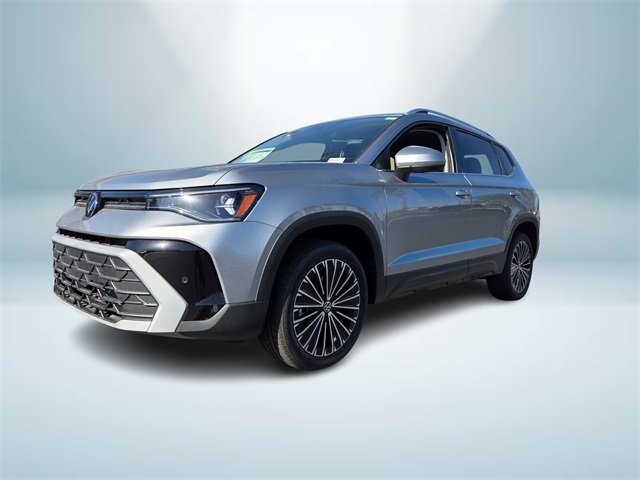 2025 Volkswagen Taos SE photo 2