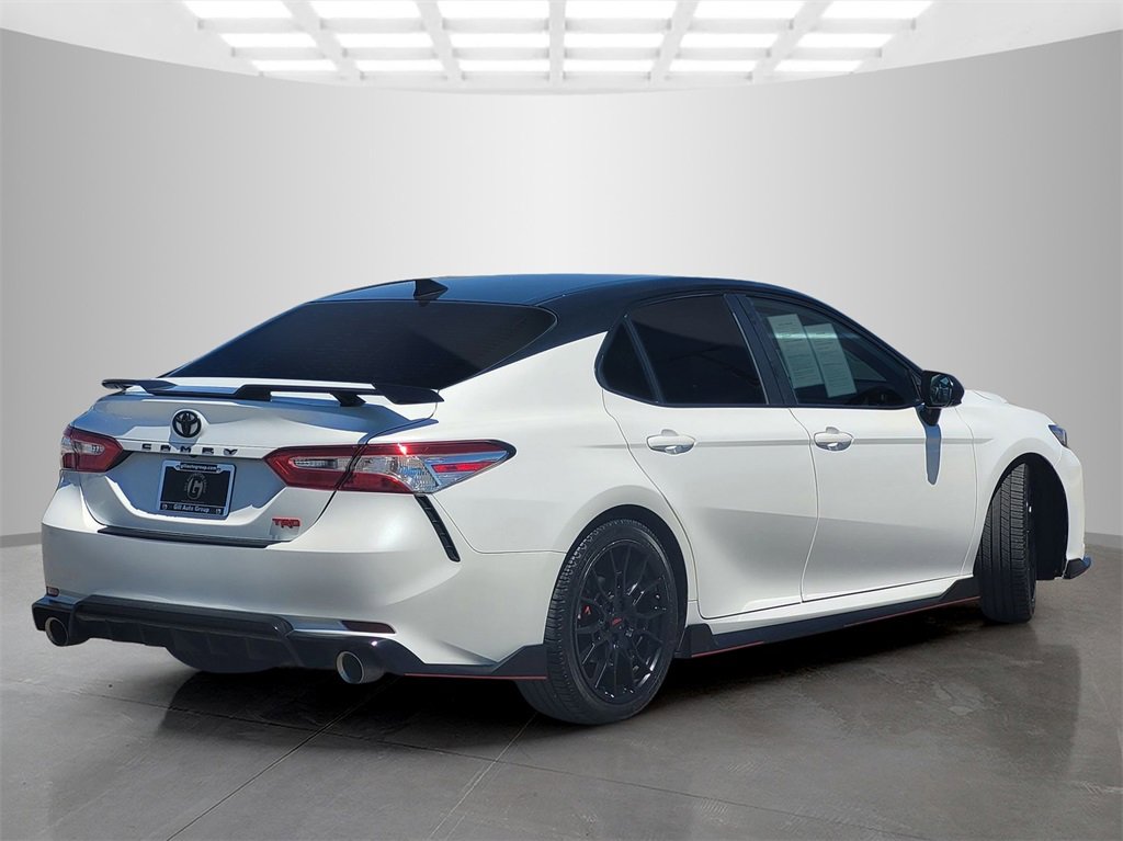 2020 Toyota Camry XSE V6 photo 4