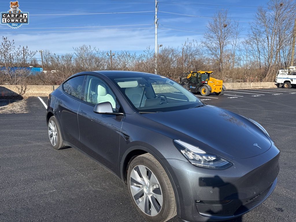 Used 2022 Tesla Model Y Long Range with VIN 7SAYGDEEXNF510054 for sale in Conshohocken, PA