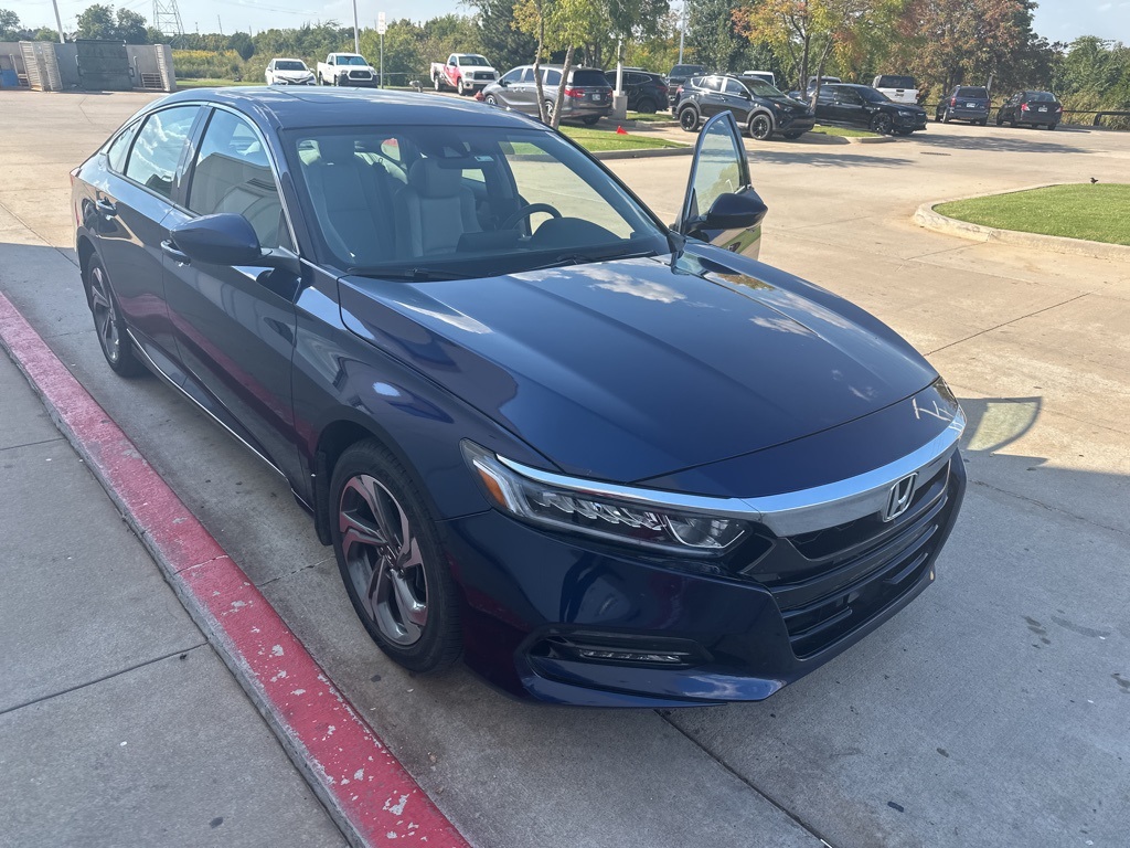 2018 Honda Accord EX photo 4