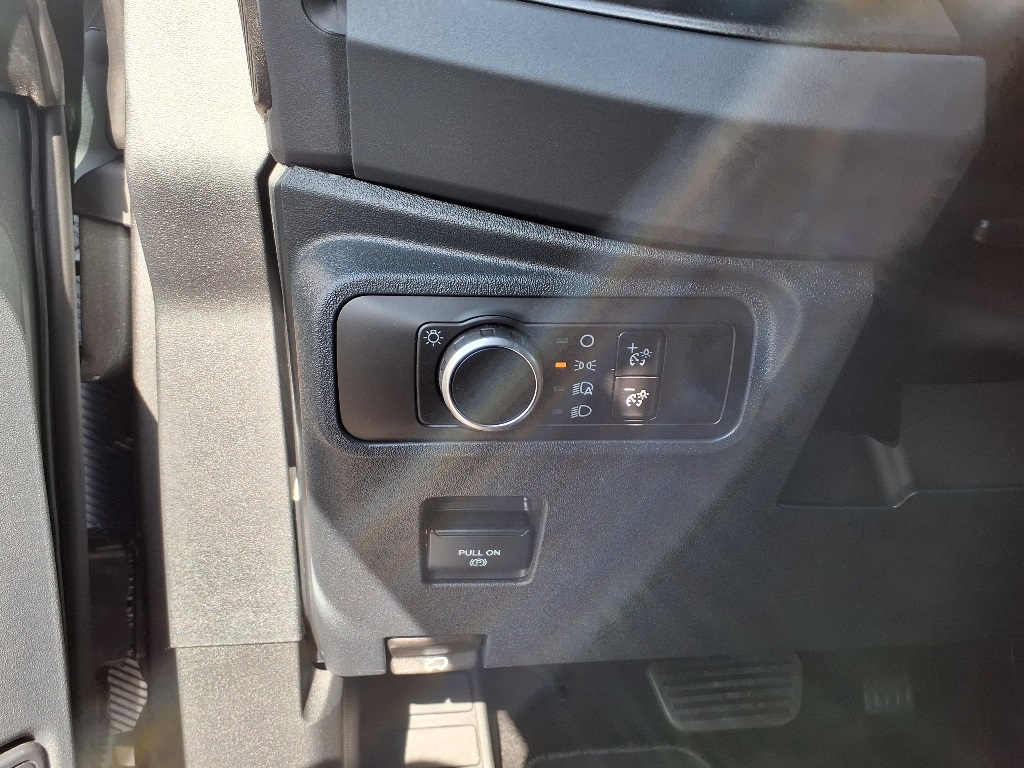 2025 Ford Bronco Base photo 9
