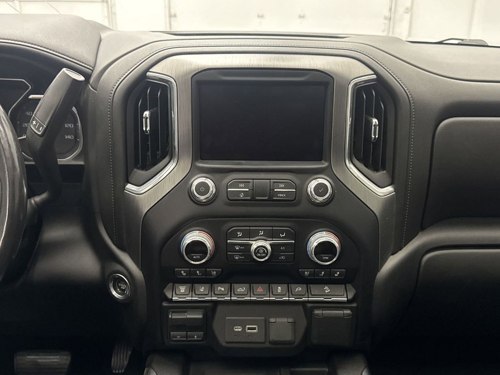 2022 Gmc Sierra 2500 Denali photo 4