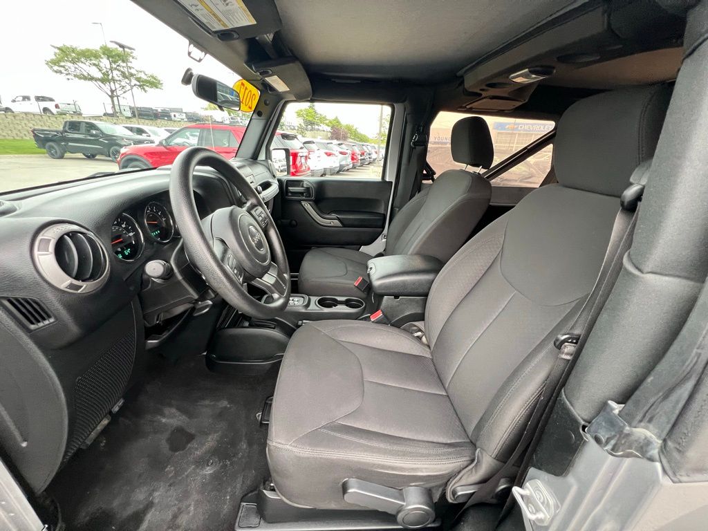 2017 Jeep Wrangler Sport photo 15