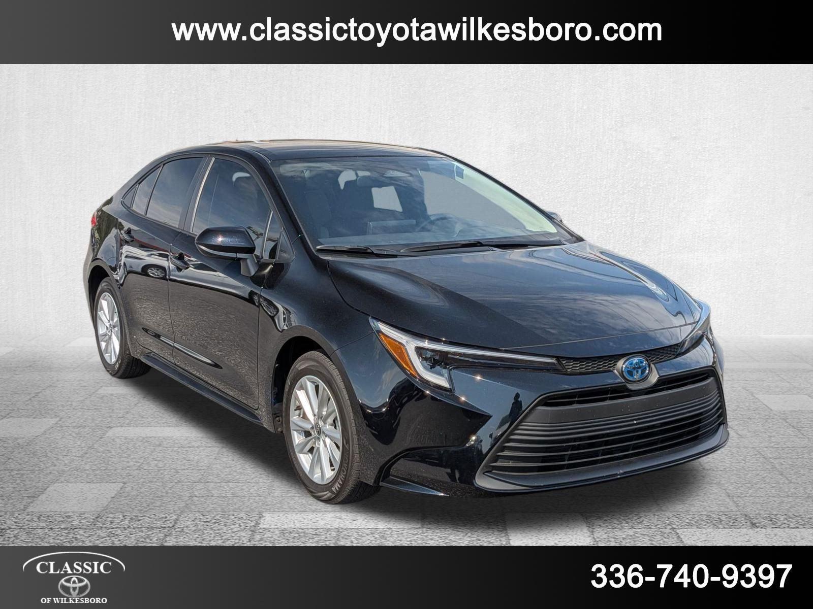 2025 Toyota Corolla Hybrid LE photo 4