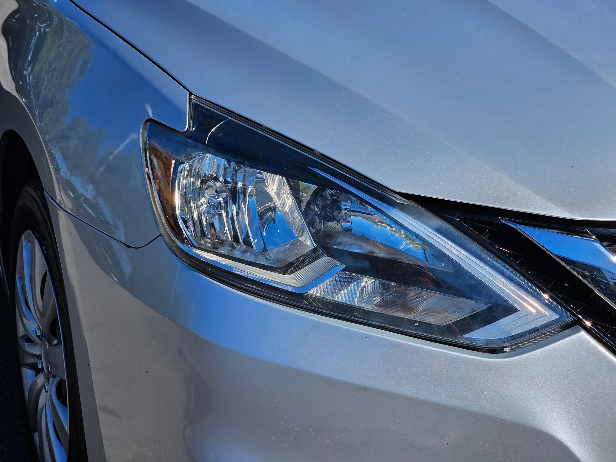 2017 Nissan Sentra SV photo 10