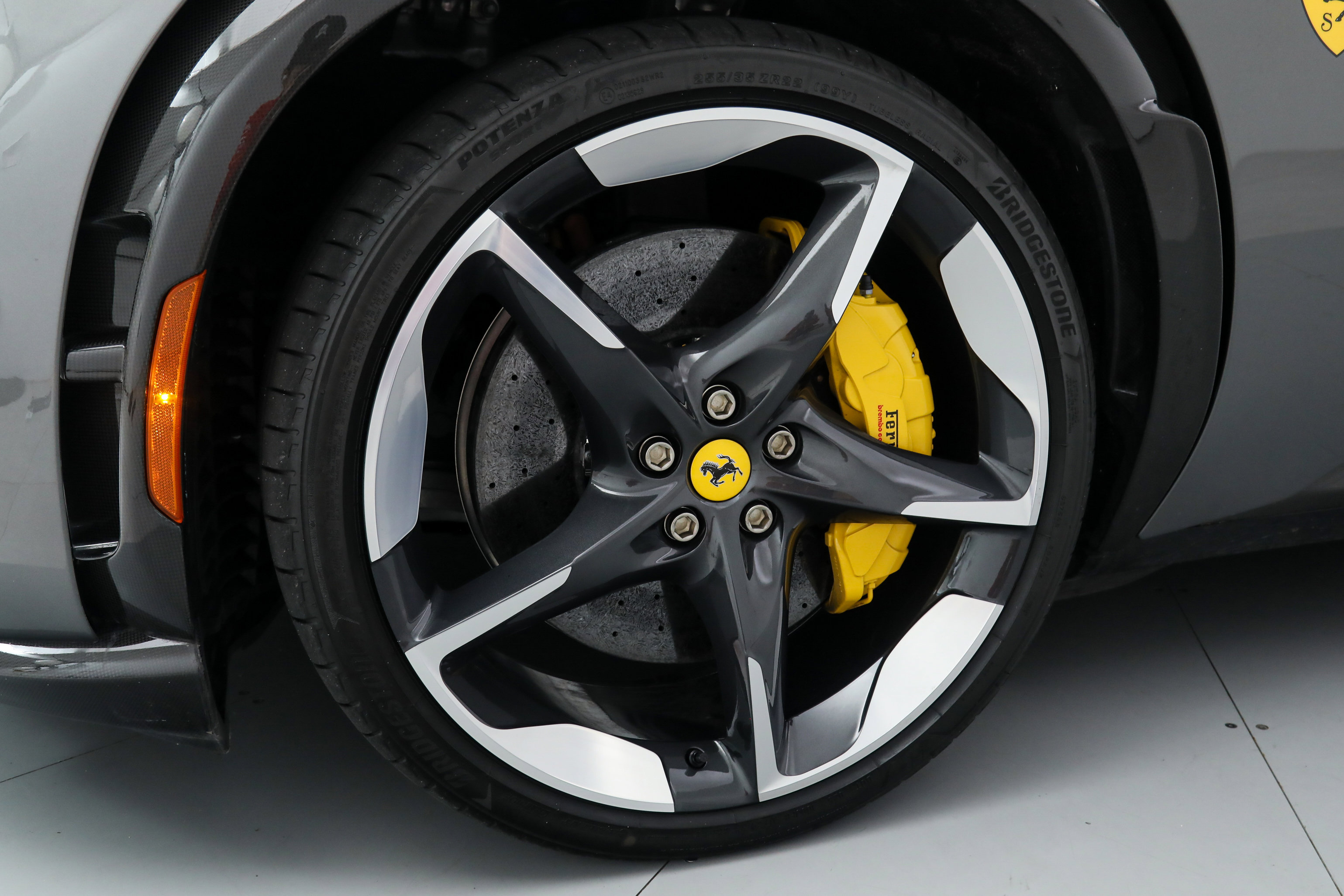 2024 Ferrari Purosangue photo 26
