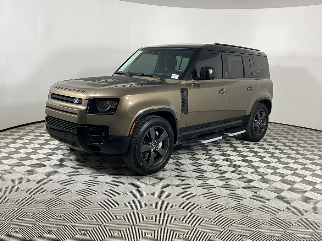 2024 Land Rover Defender X-Dynamic SE's photo