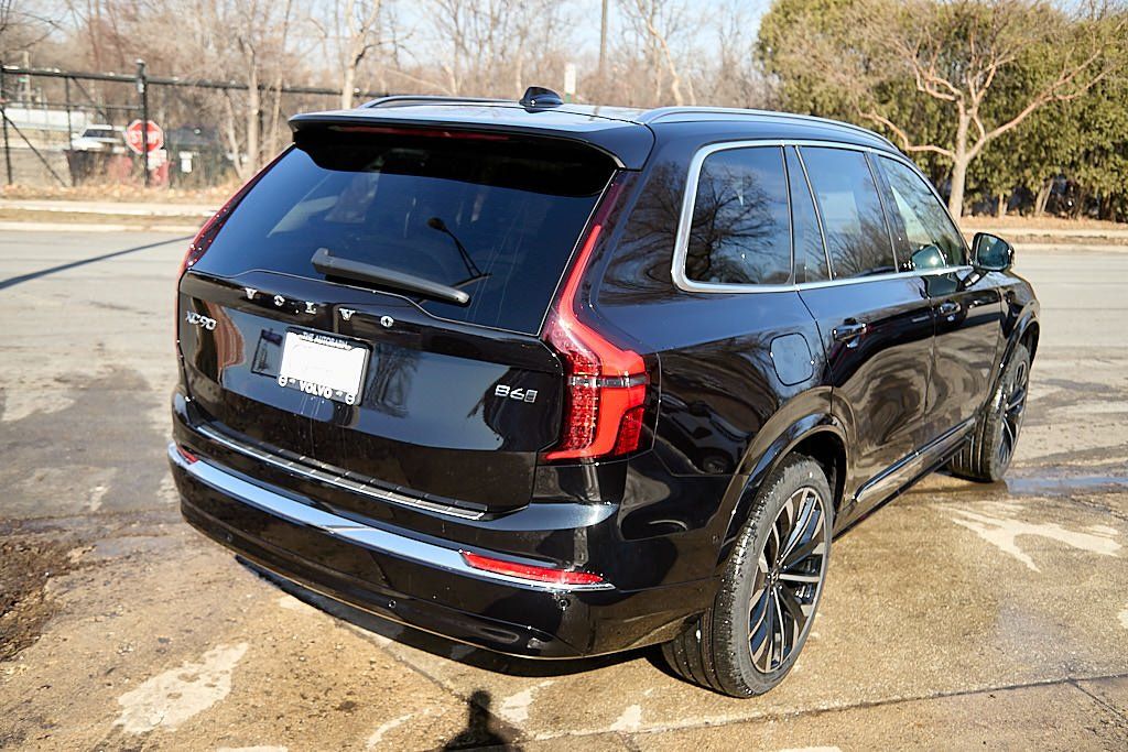 2026 VOLVO XC90 - Image 8
