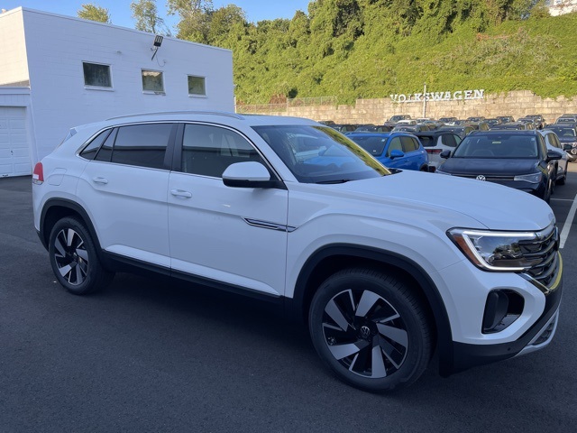 2026 Volkswagen Atlas Cross Sport SEL photo 6