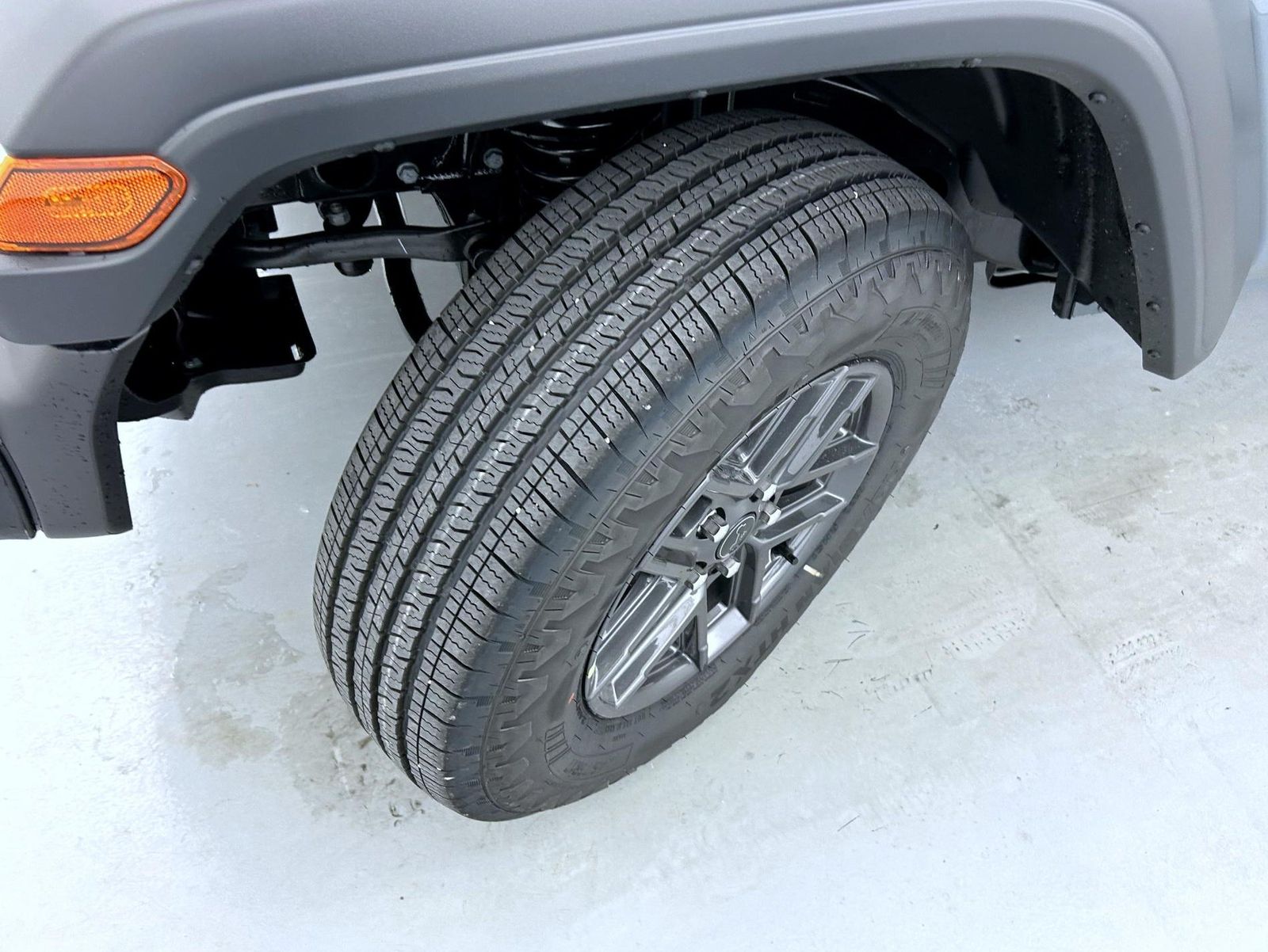 2025 Jeep Wrangler Sport S photo 22