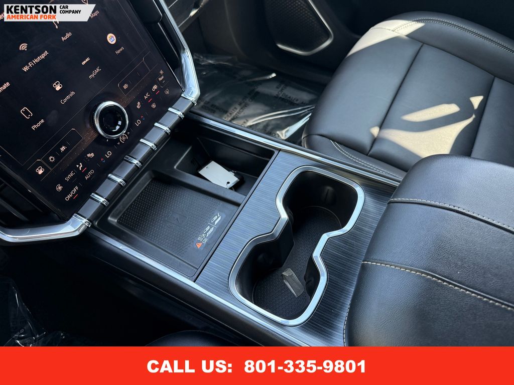 2024 Gmc Acadia Elevation photo 25
