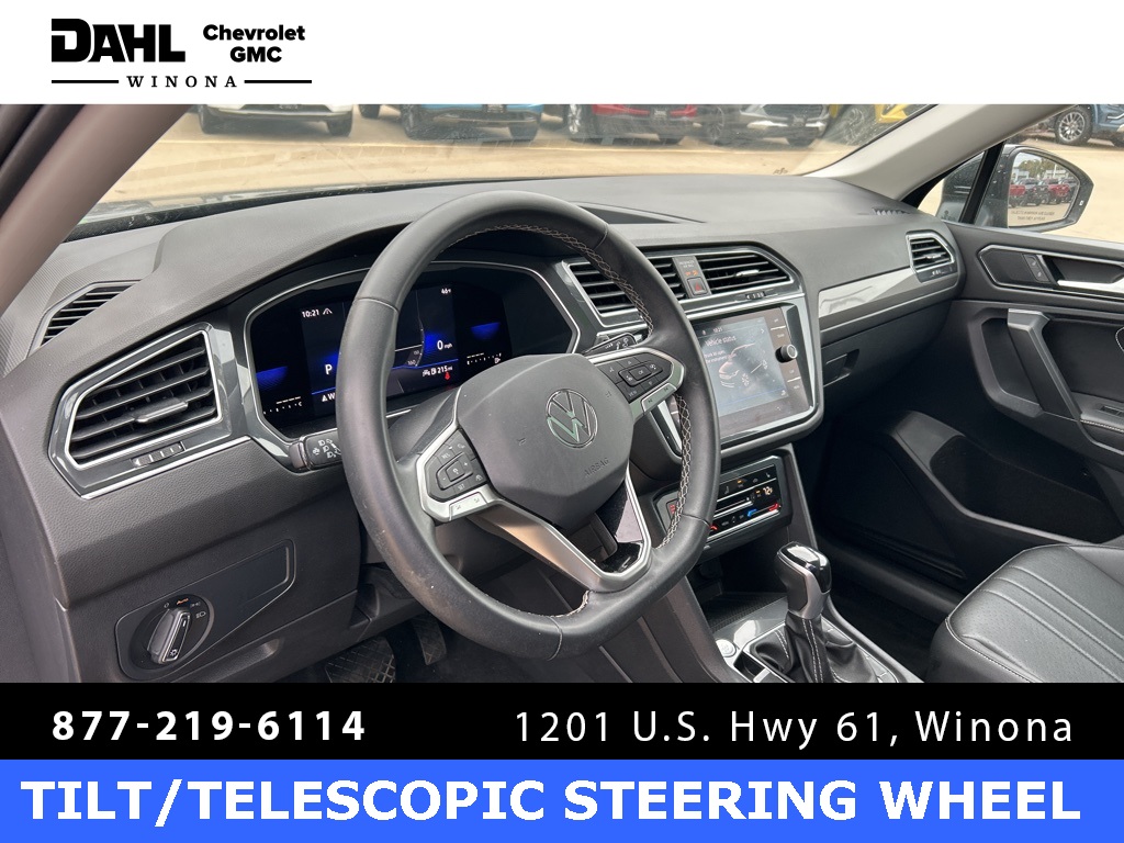 2022 Volkswagen Tiguan SE photo 2