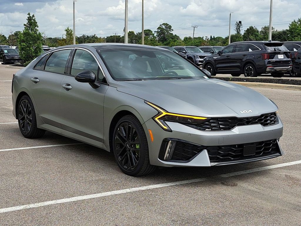 2026 Kia K5 GT photo 2