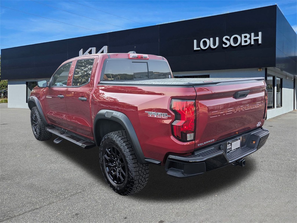 2024 Chevrolet Colorado Trail Boss photo 5