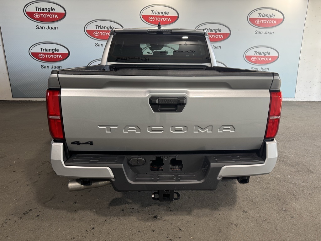 2025 Toyota Tacoma photo 3