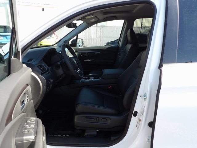 2025 Honda Ridgeline RTL photo 13