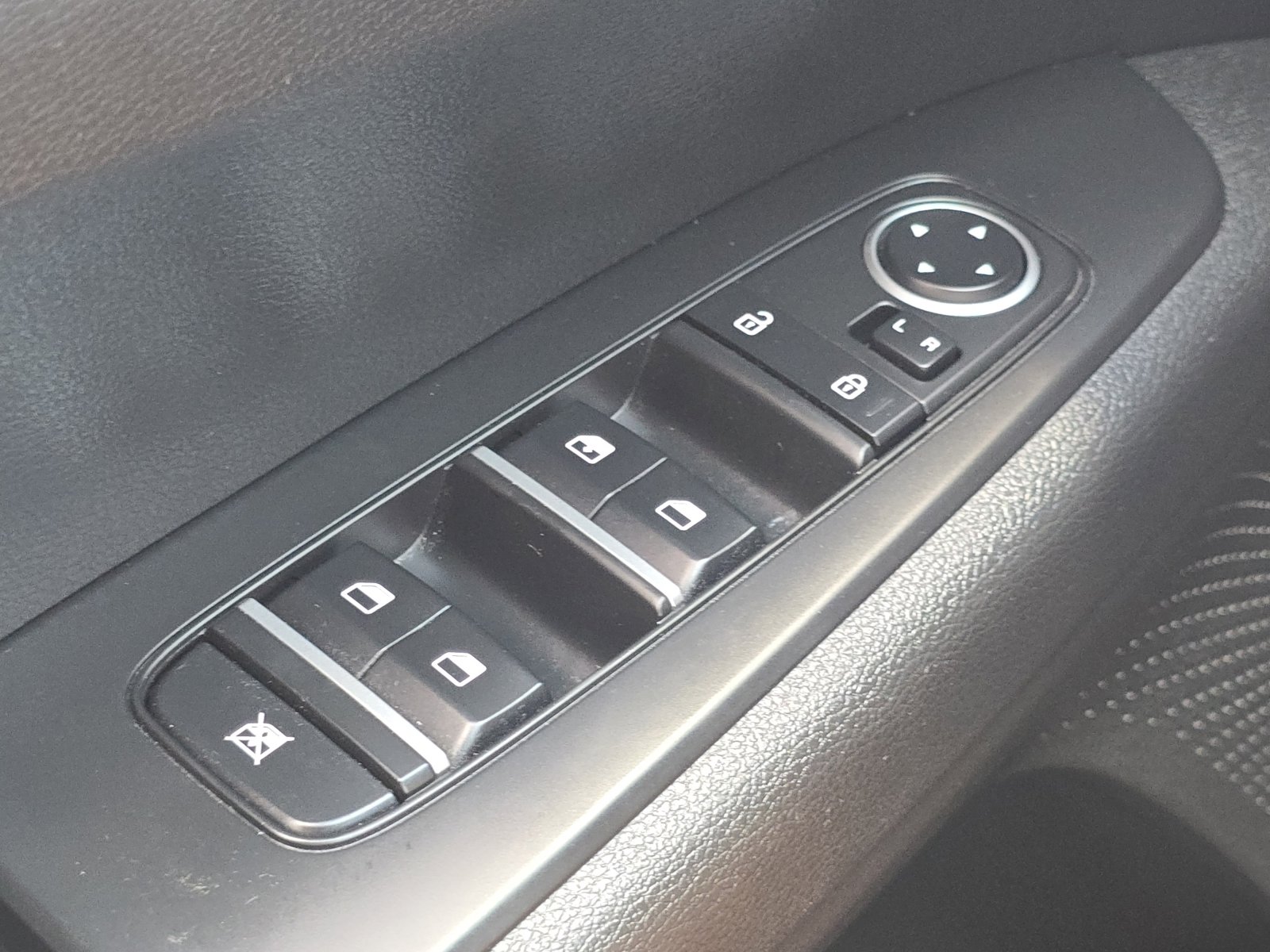 2023 Kia Forte LXS photo 9
