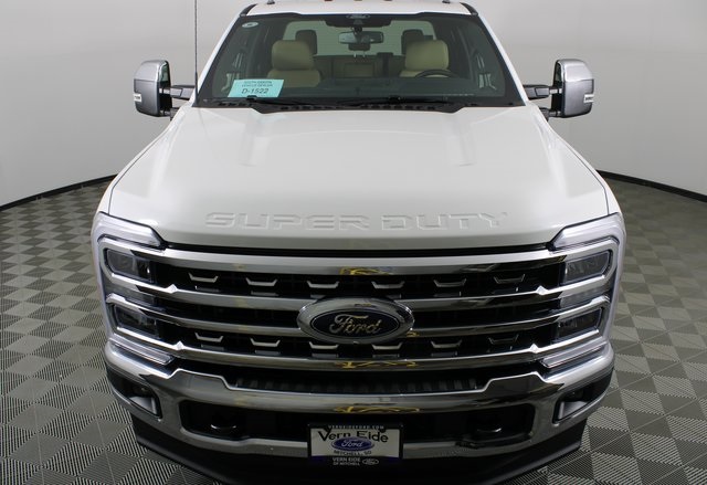 2026 Ford F-350 Lariat photo 2