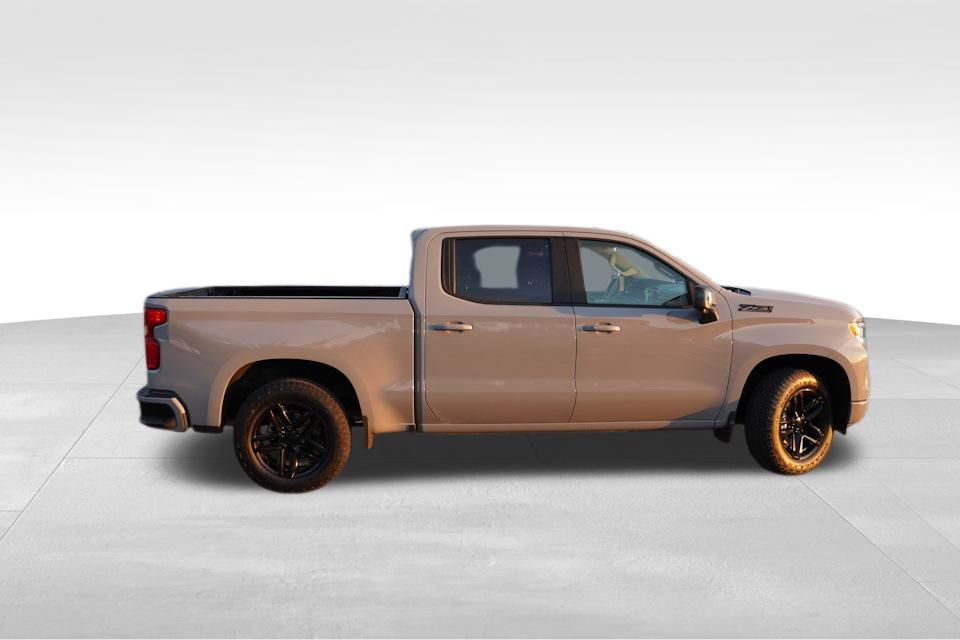 2024 Chevrolet Silverado 1500 RST Z71 photo 3