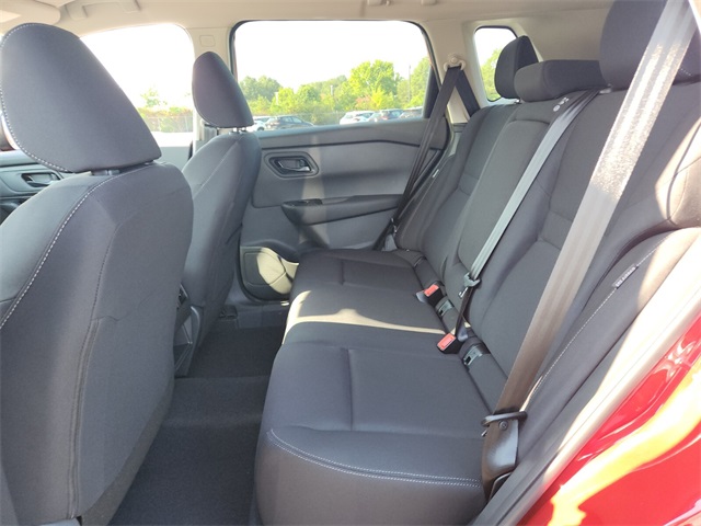 2026 Nissan Rogue S photo 6