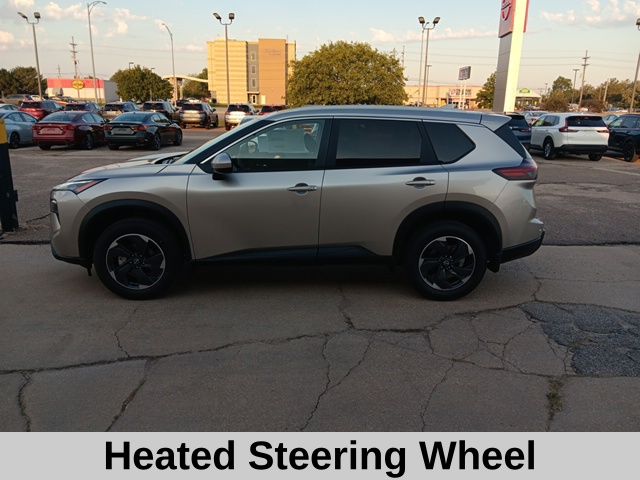 2026 Nissan Rogue SV photo 4
