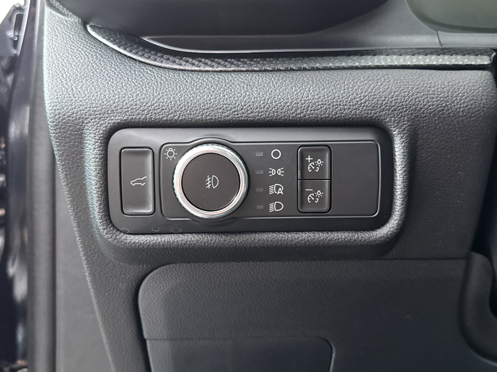 2023 Ford Explorer ST photo 33