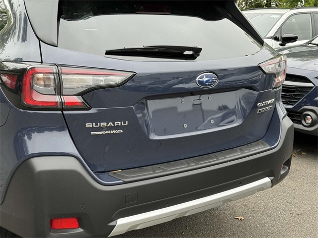 2025 Subaru Outback Touring XT photo 10