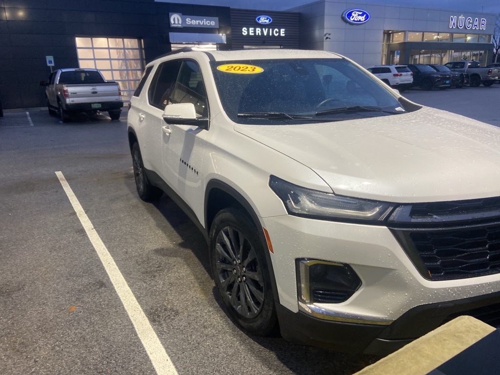 2023 Chevrolet Traverse RS's photo