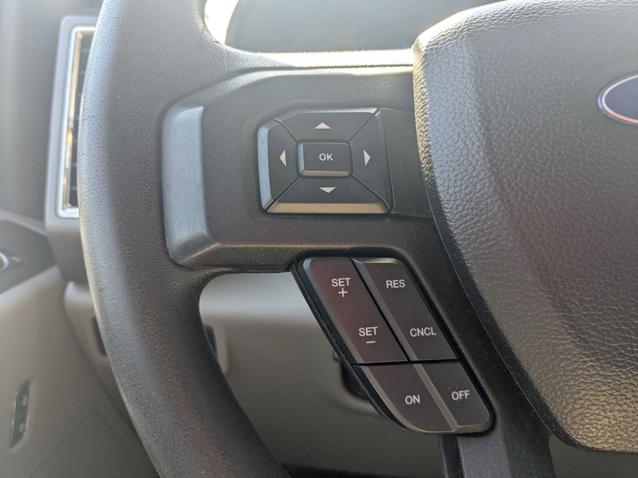 2018 Ford F-250 XLT photo 14