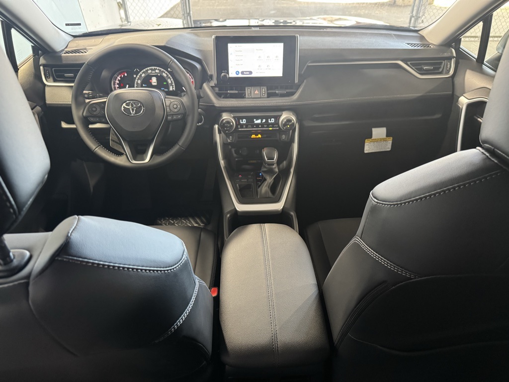 2025 Toyota RAV4 XLE Premium photo 27