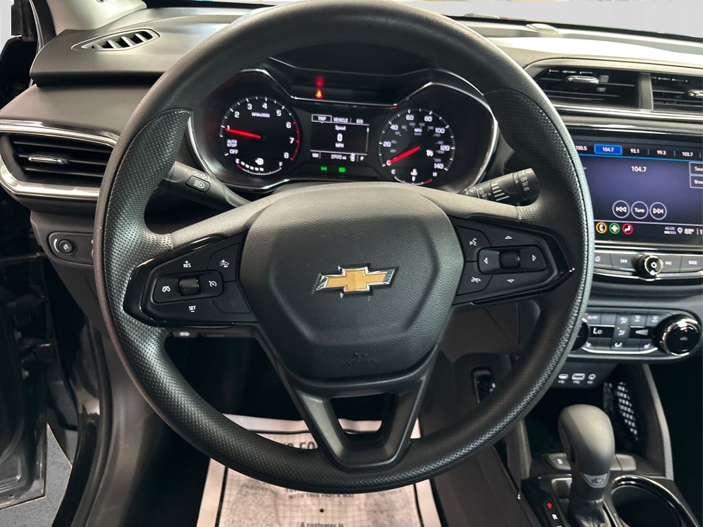 2022 Chevrolet Trailblazer LT photo 21