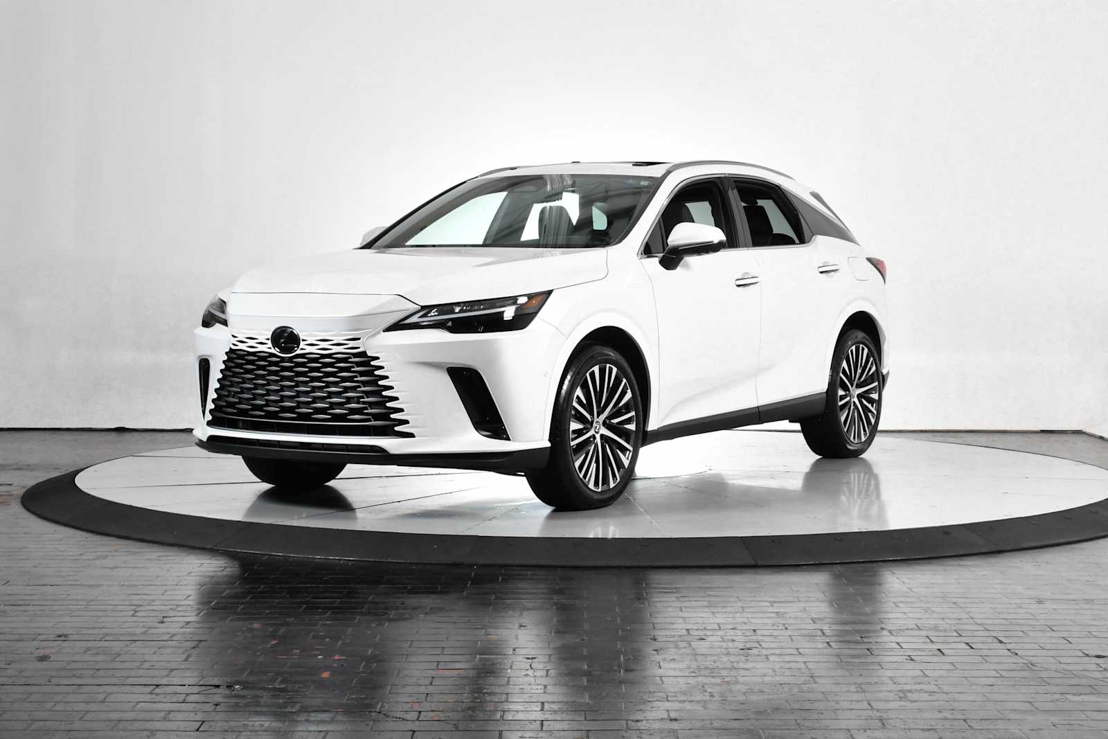 2025 Lexus RX 350's photo