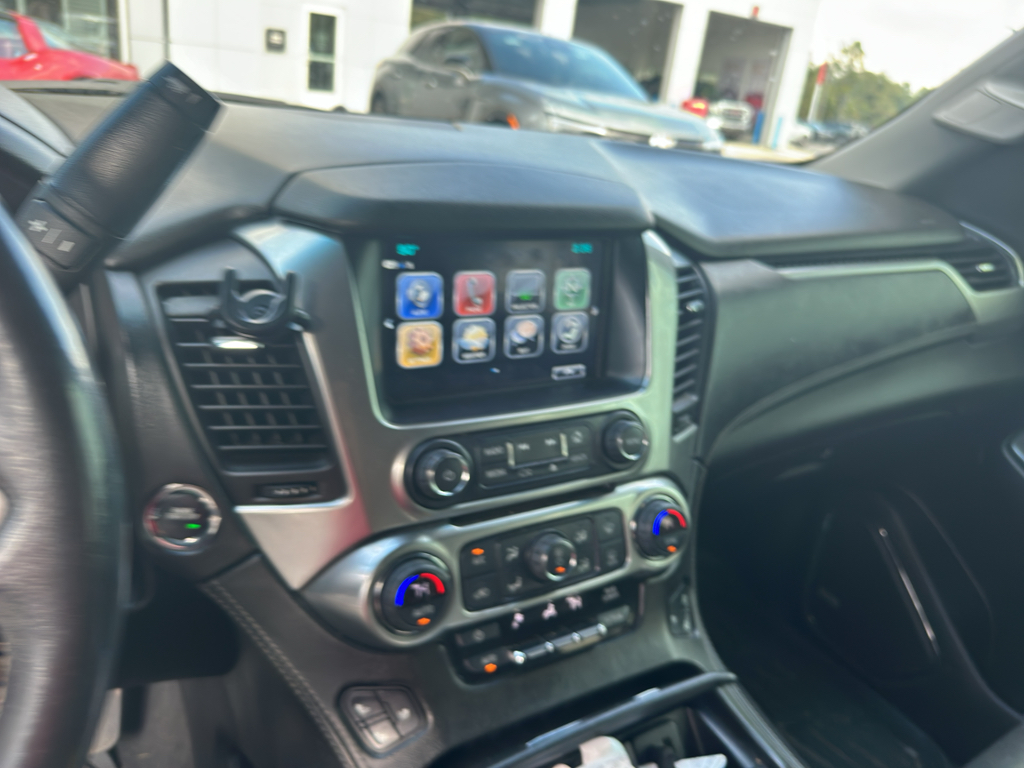 2019 Chevrolet Tahoe Premier photo 3