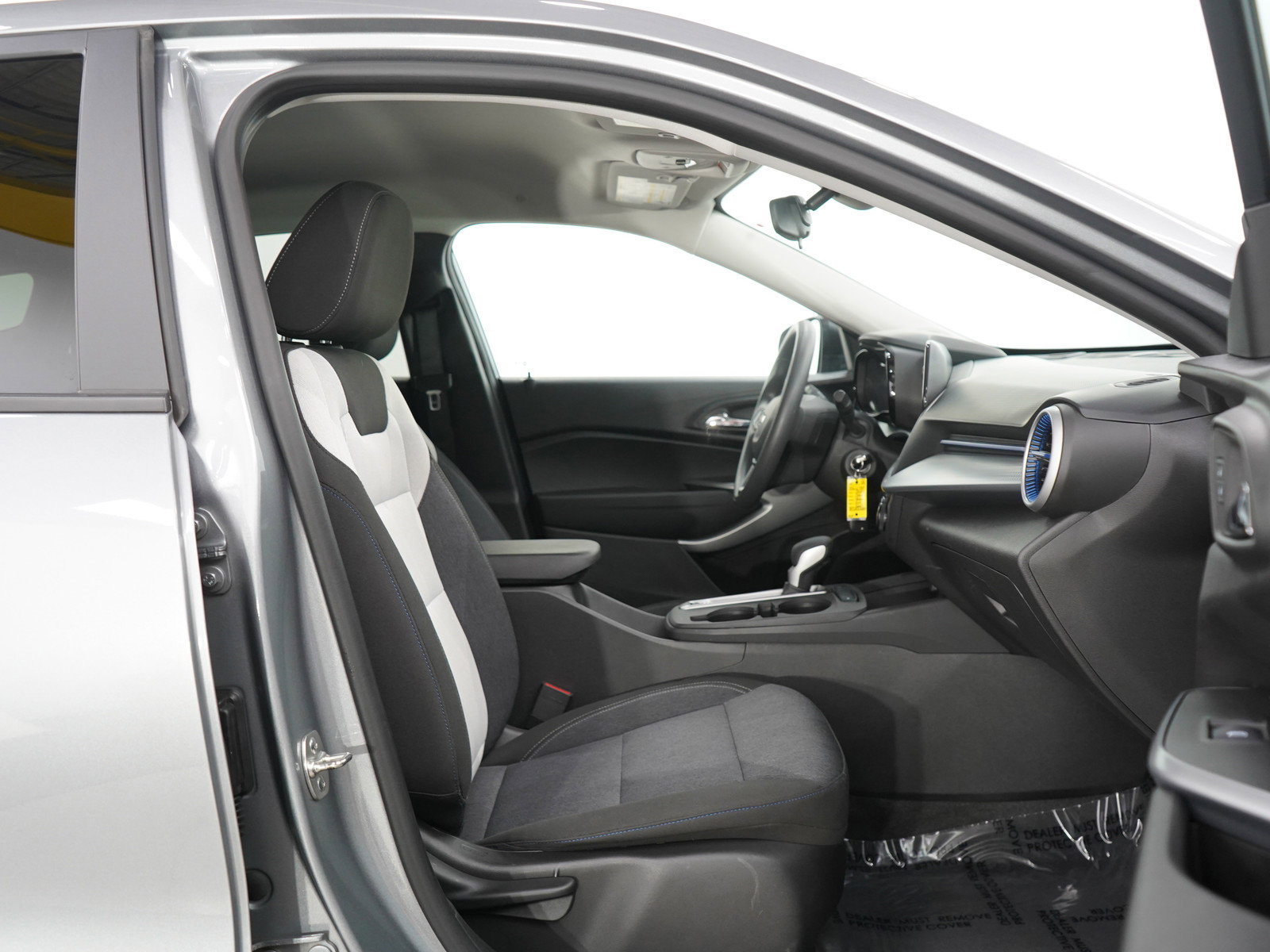 2024 Chevrolet Trax LS photo 10