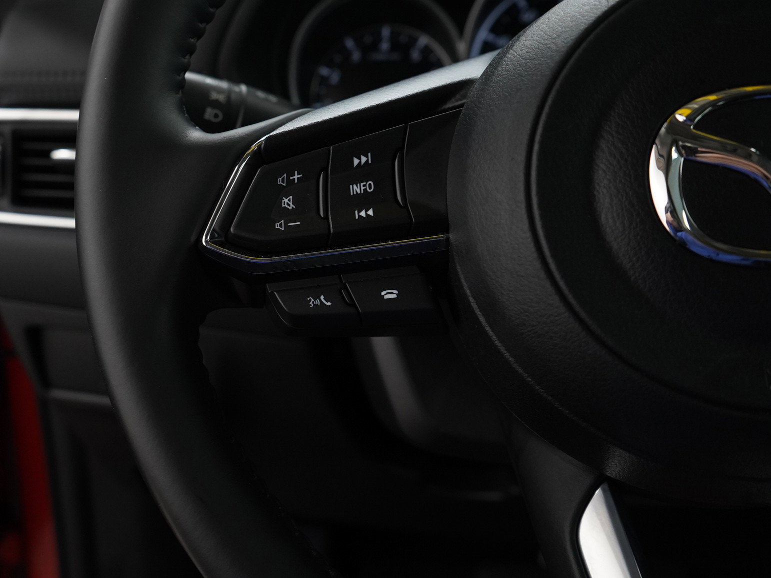 2022 Mazda CX-5 2.5 S Preferred photo 23