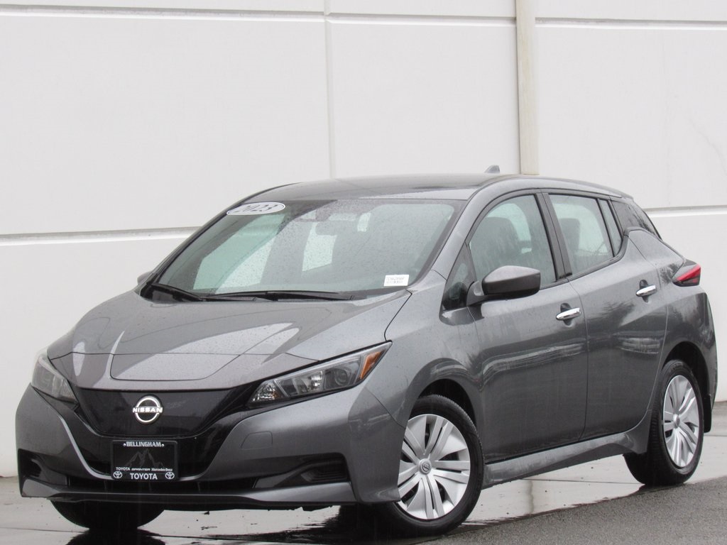 2023 Nissan Leaf S's photo