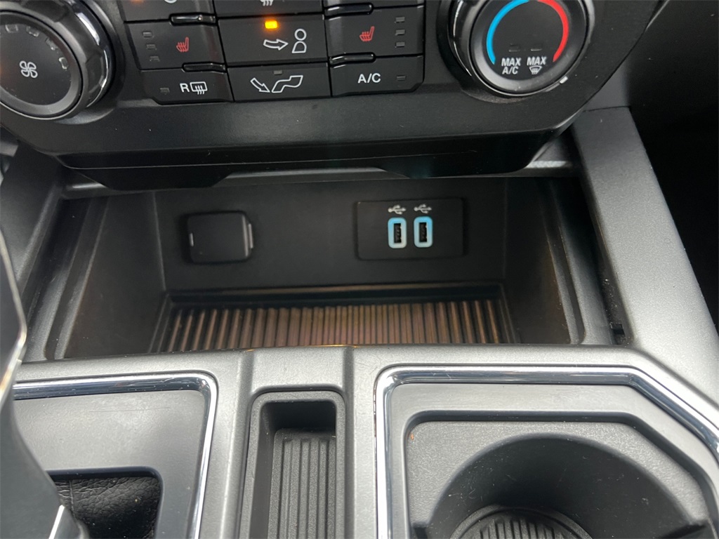 2016 Ford F-150 photo 21