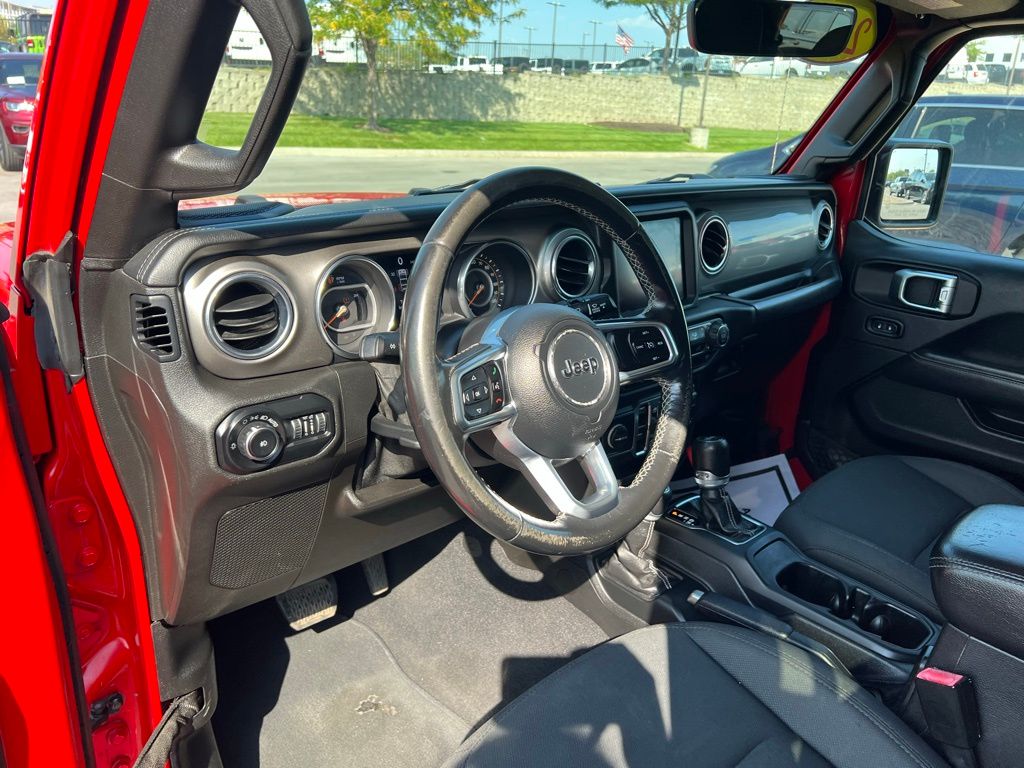 2019 Jeep Wrangler Unlimited Sahara photo 14