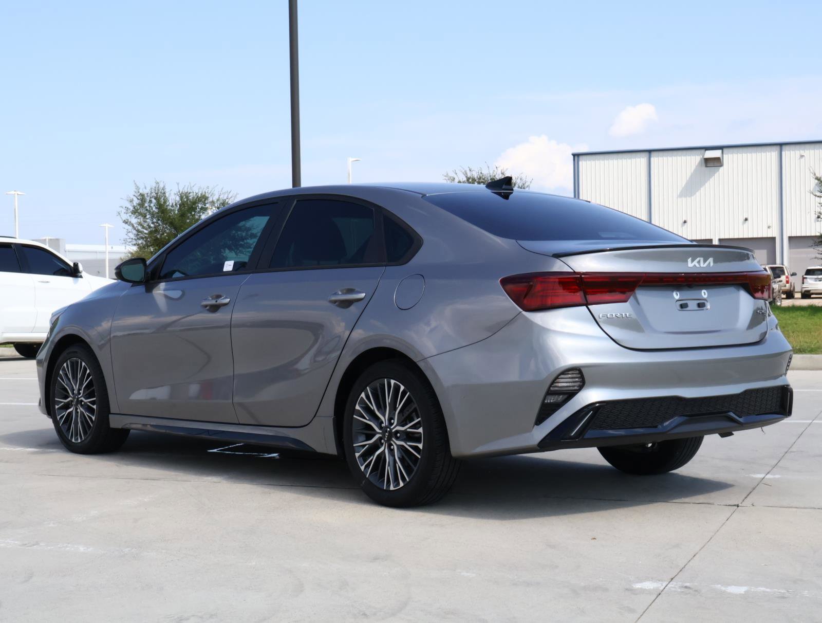 2023 Kia Forte GT-Line photo 3