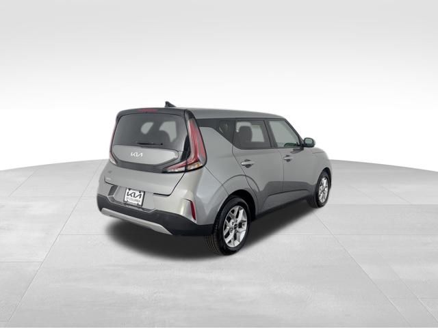 2023 Kia Soul LX photo 8