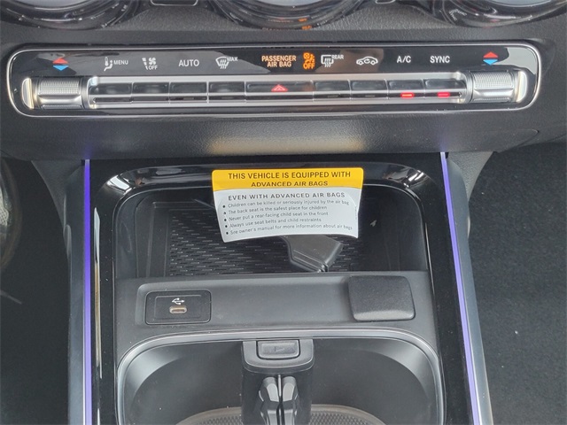 2025 Mercedes Benz GLB 250 4MATIC photo 22