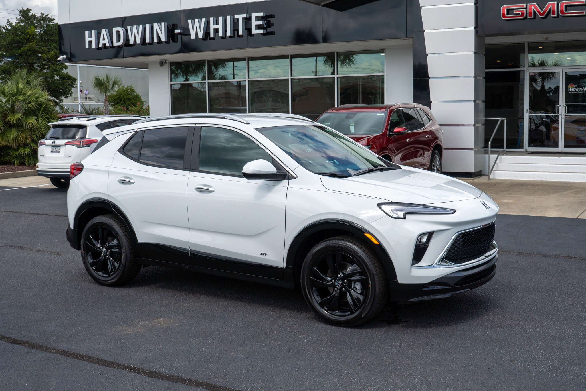 2026 Buick Encore GX Sport Touring's photo