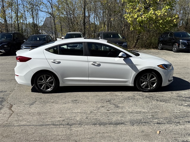 2018 Hyundai Elantra Value Edition photo 3