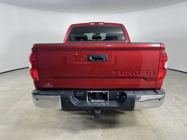2018 Toyota Tundra SR5 CrewMax photo 3