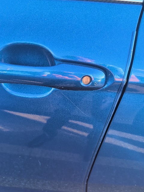 2018 Toyota Camry SE XLE photo 3