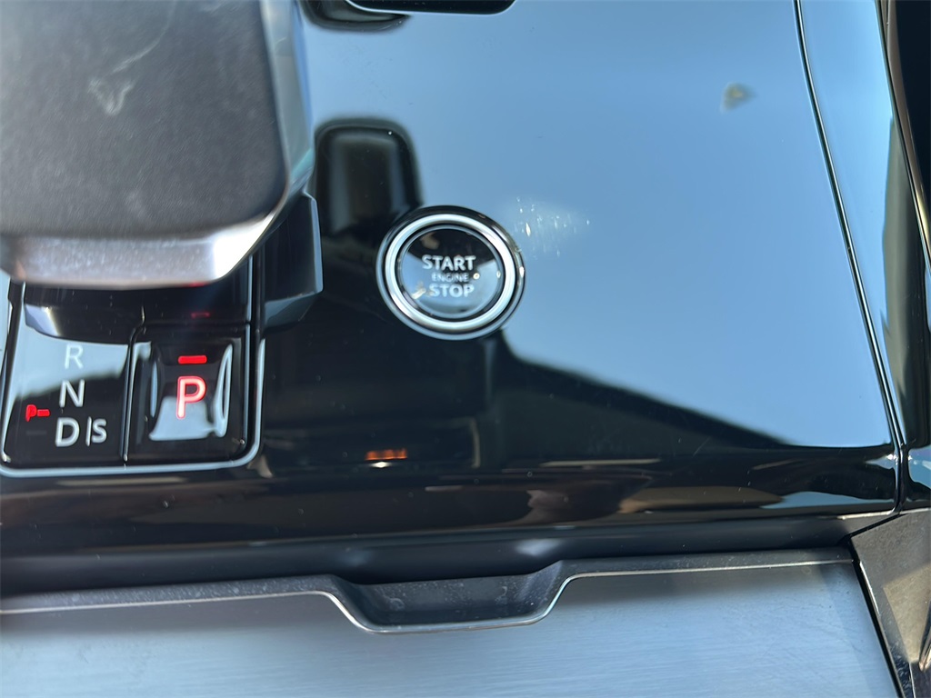 2024 Land Rover Range Rover Sport SE photo 18